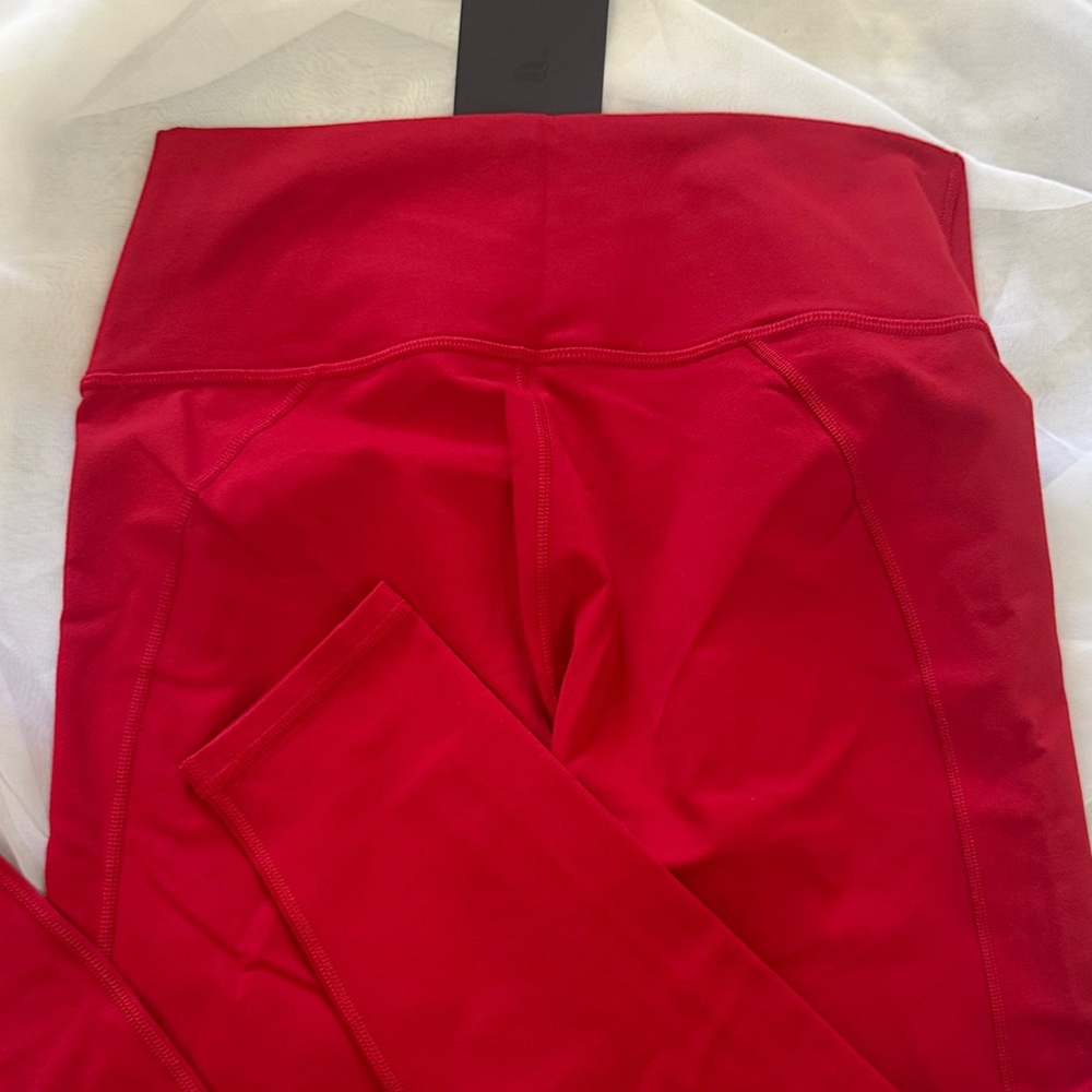 Epic Red Fabletics Set - Sports Bra, Oversized Pullover & Leggings - M/L - Picture 6 of 8